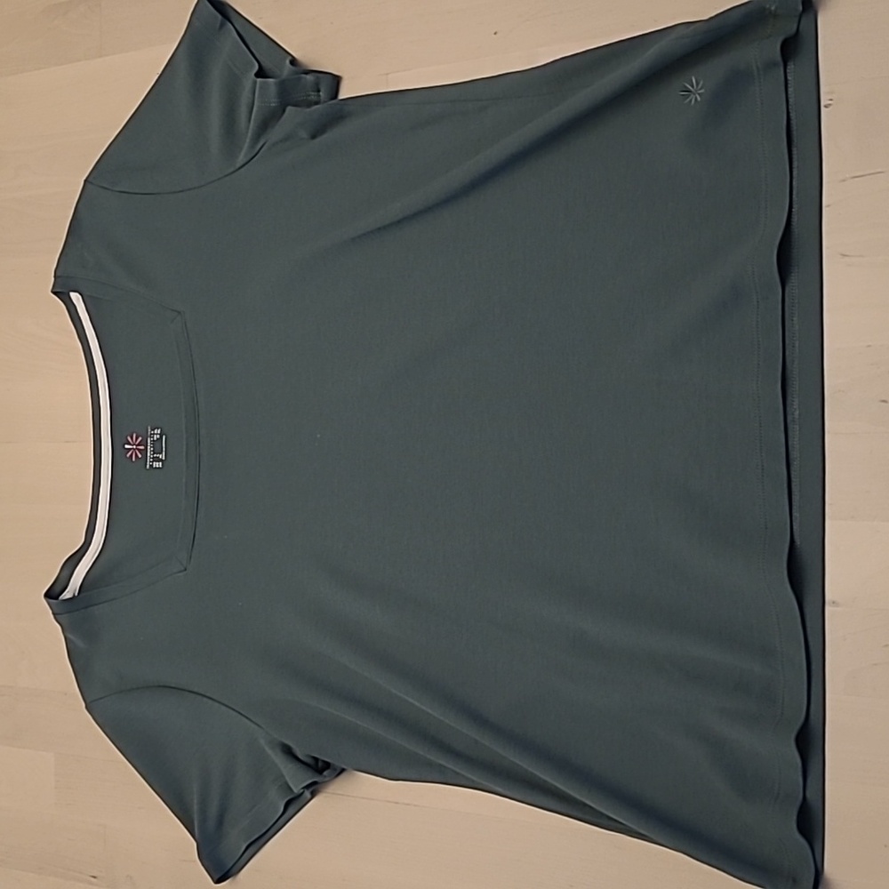 EUC ISAACMIZRAHI LIVE  Seafoam Green Square Neck T-shirt 100% Cotton